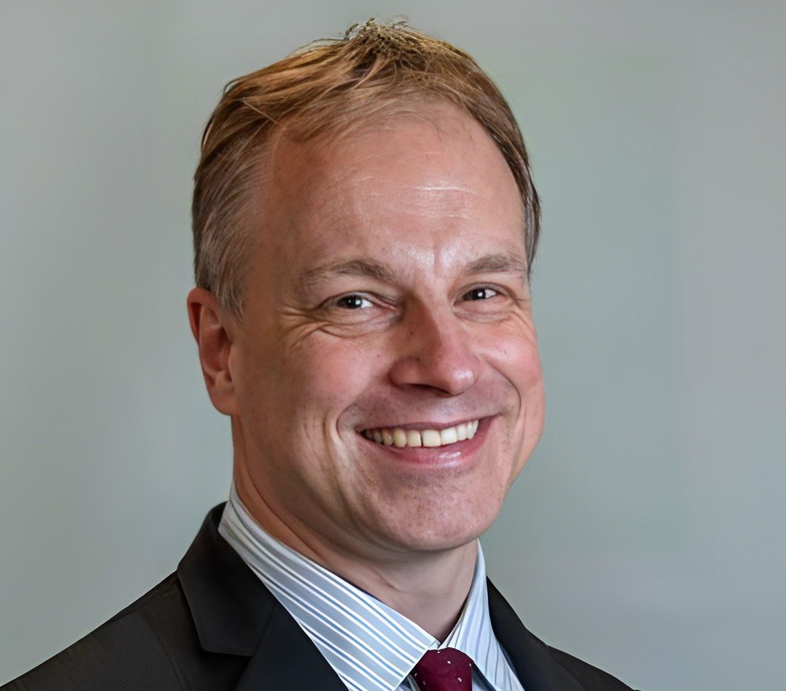 Henning Willers: Large cohort of lung cancer patients with EGFR mut tumors who received radiotherapy + osimertinib.