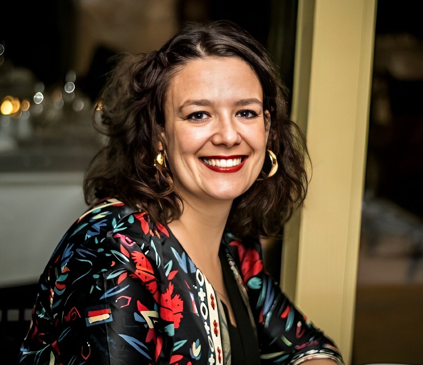 Just after her 33rd birthday, Lindsay was diagnosed with Stage 1A clear cell carcinoma of the right ovary... - Target Ovarian Cancer