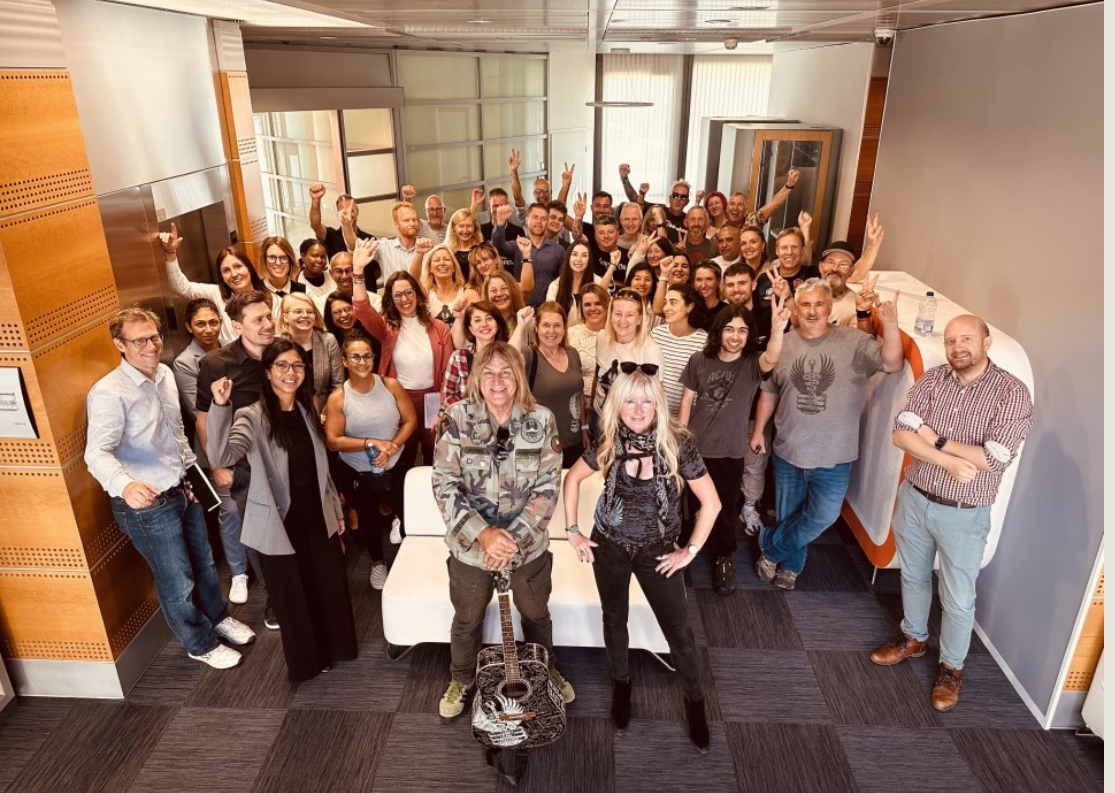 UICC is thrilled to collaborate with Love Hope Strength Cancer Foundation, a partner organisation led by Welsh rock star Mike Peters, on their incredible fundraising trek through The Alps. - UICC