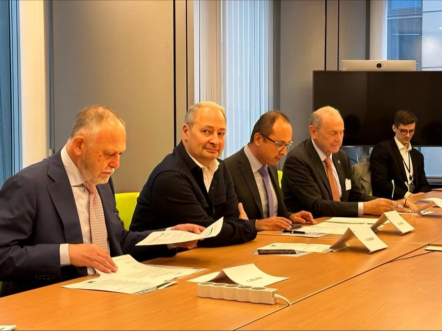 A superb meeting on cancer care was taking place in the European Parliament focusing on inequalities to access in Europe in general and Central and Southeastern Europe in particular - CECOG