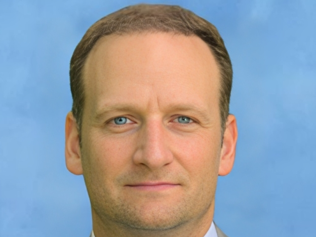 Elliot Servais