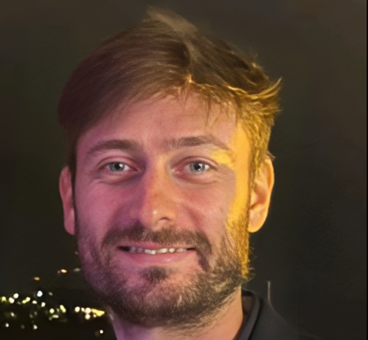 Roberto Casalaz