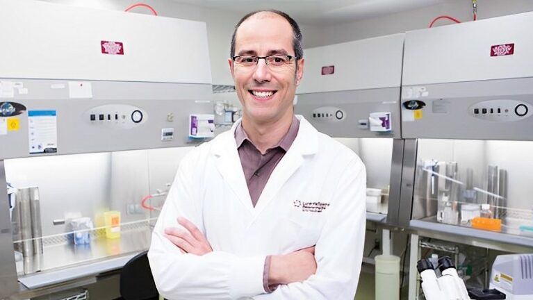 Postdoc positions available