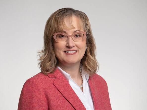 Julie Brahmer