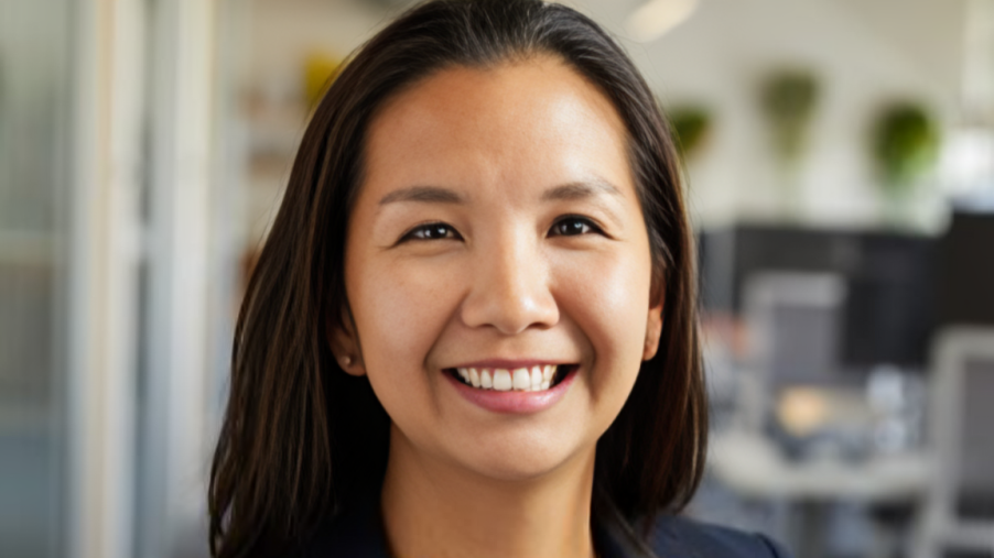 Alicia Zhou