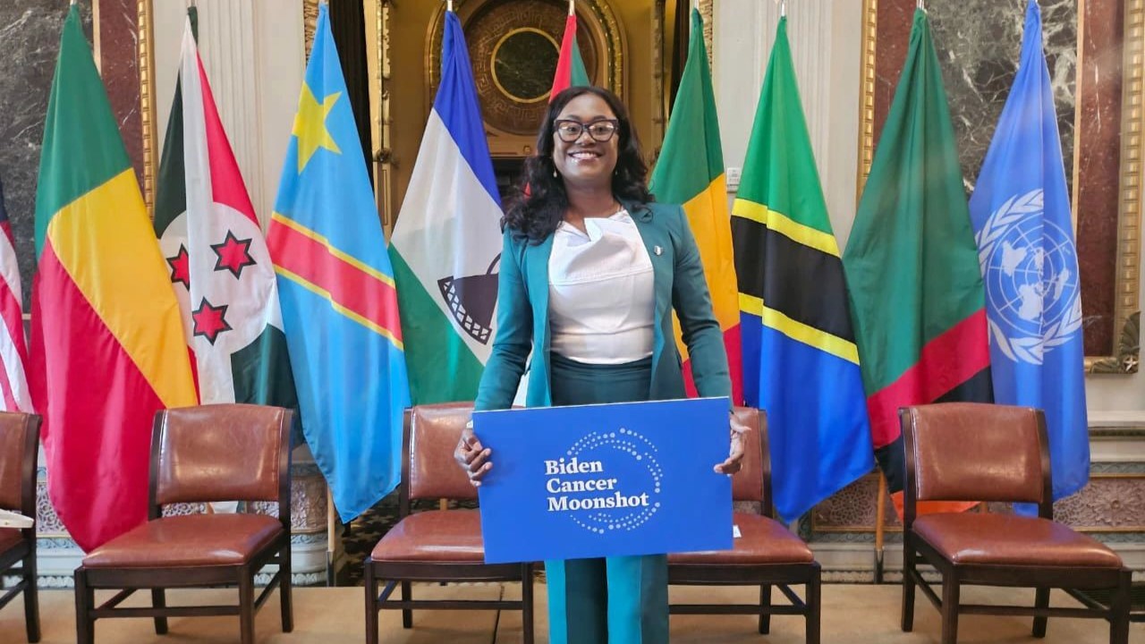 Lola Adeyemi
