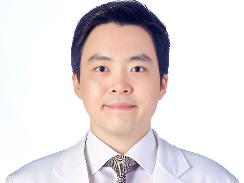 Yeon Wook Kim