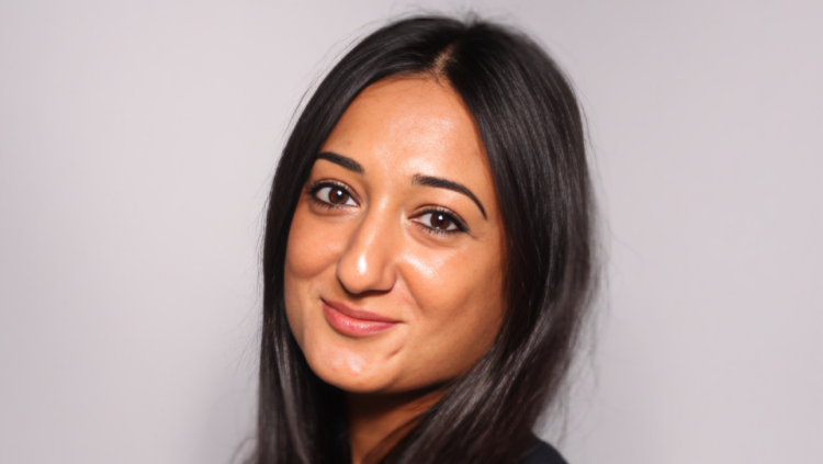 Bea Bakshi