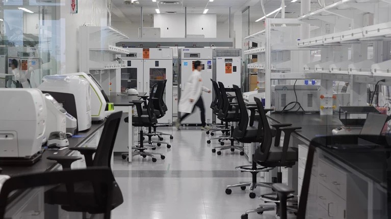 Fumiko Ladd Chino: Over 1,200 scientists may leave the US due to disruptions from the Trump administration