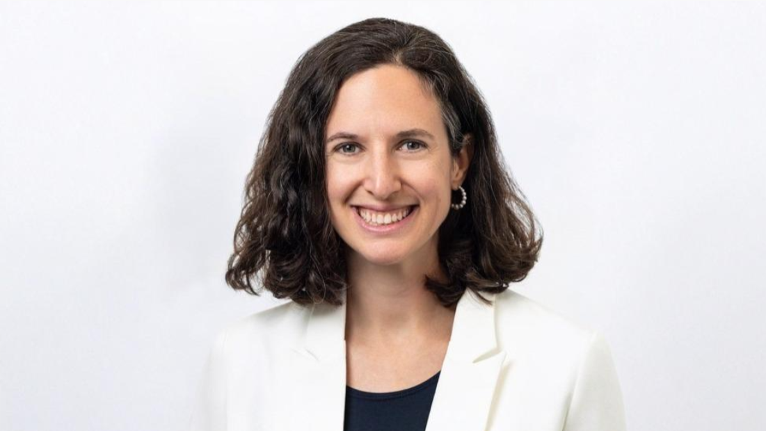 Ilana Yurkiewicz, Internist