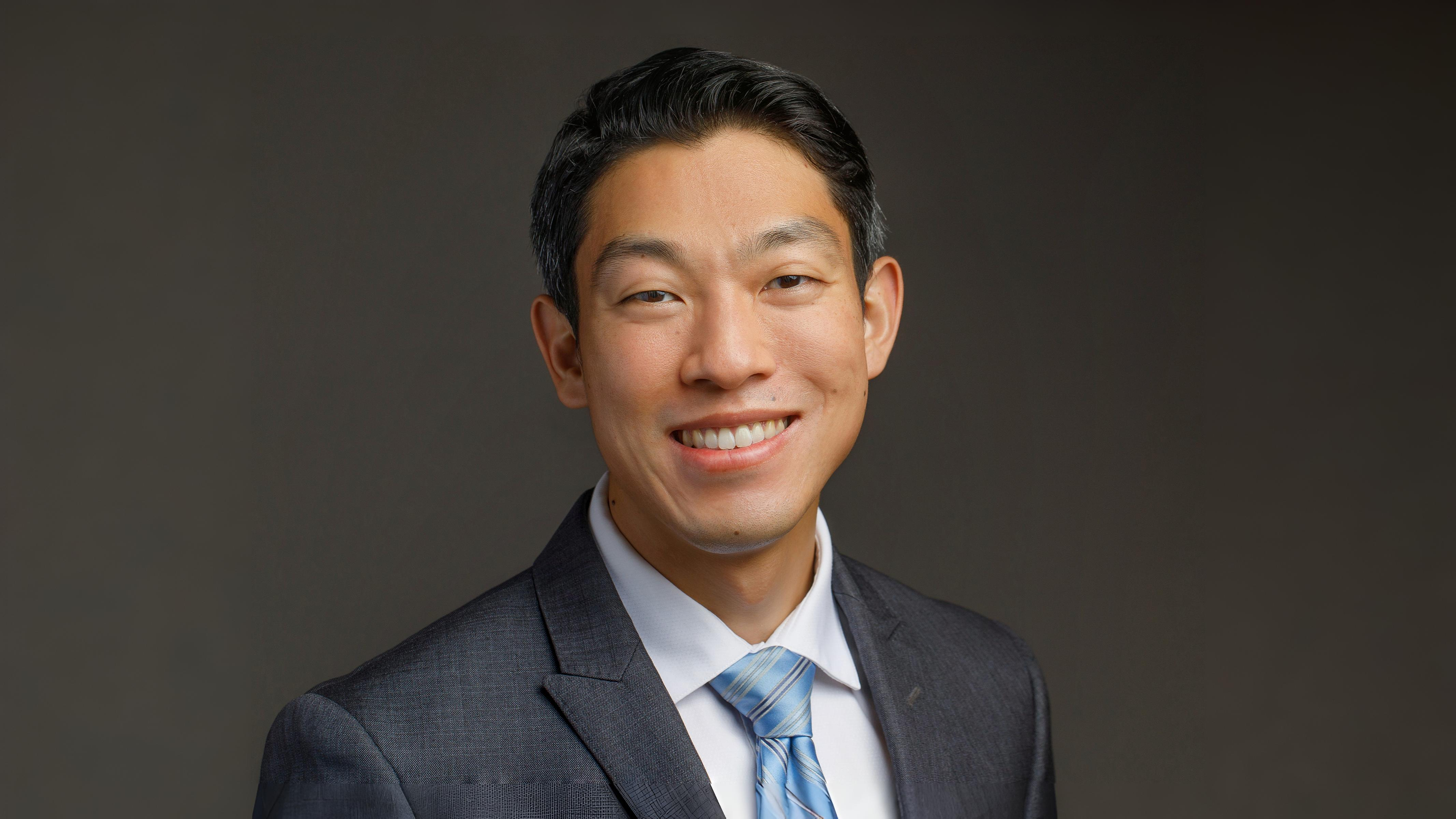 Dr. Benjamin Lu