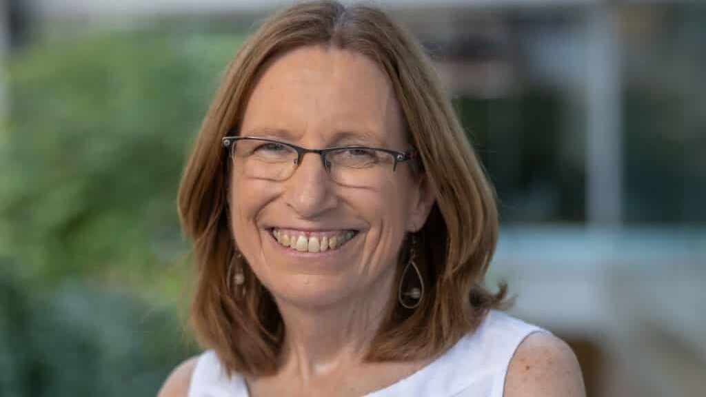 Patty Spears, Building Trust