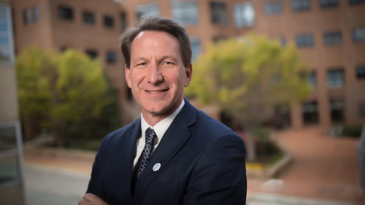 Norman Sharpless